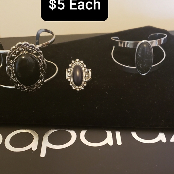 Jewelry - Picture 4 of 5